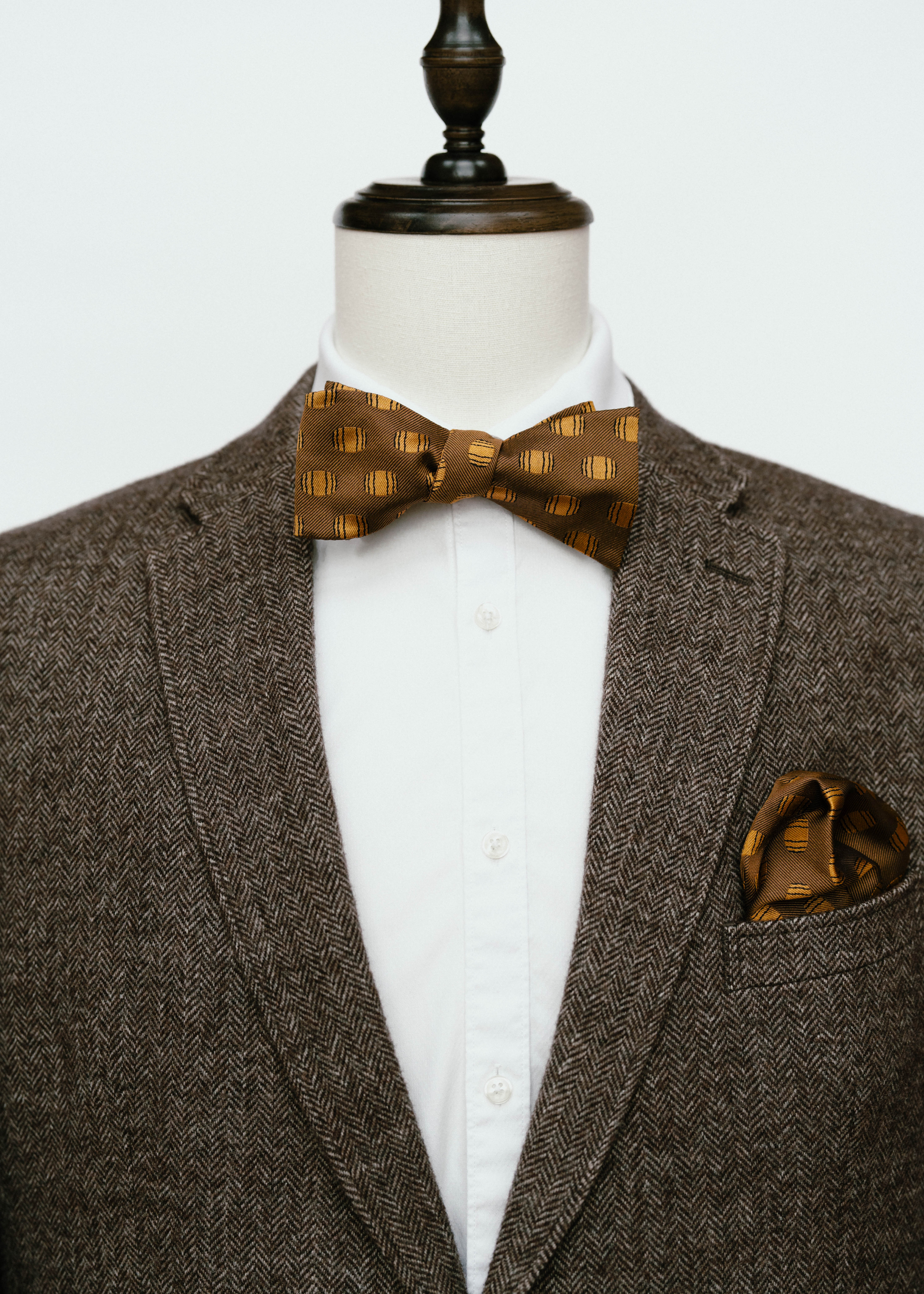 Bourbon Barrel Bowtie Gift Set