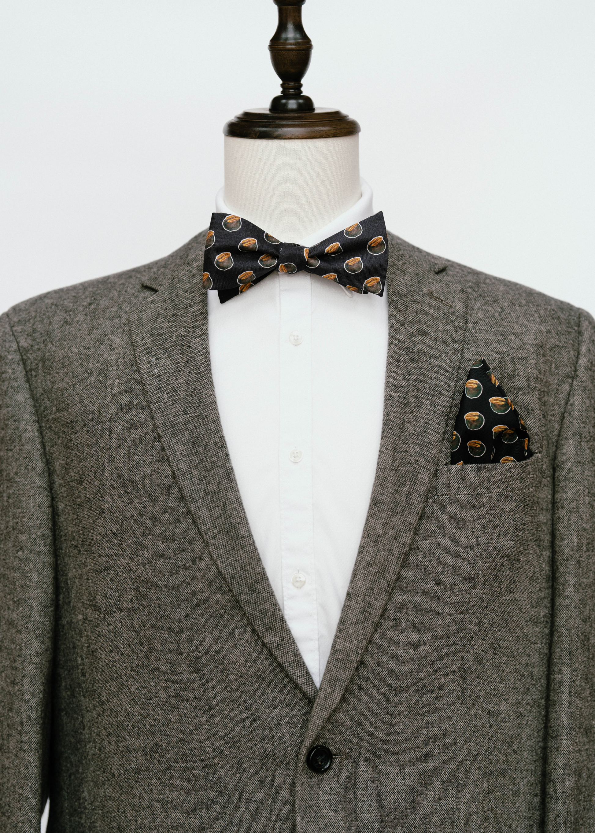 Bourbon Ball Bowtie Gift Set