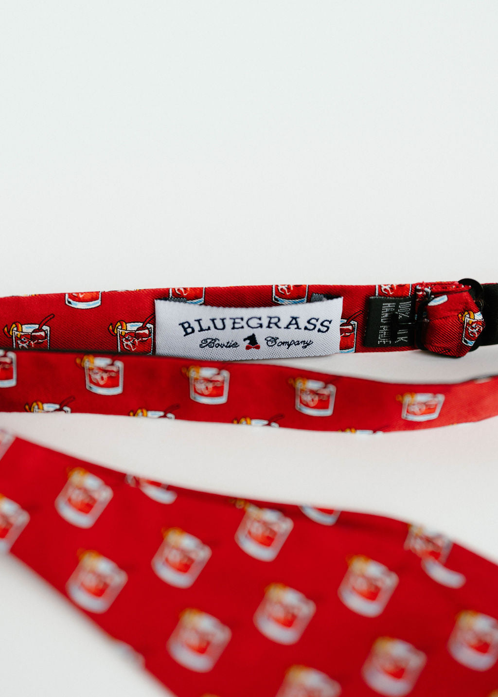 Old Fashioned Bowtie - Red