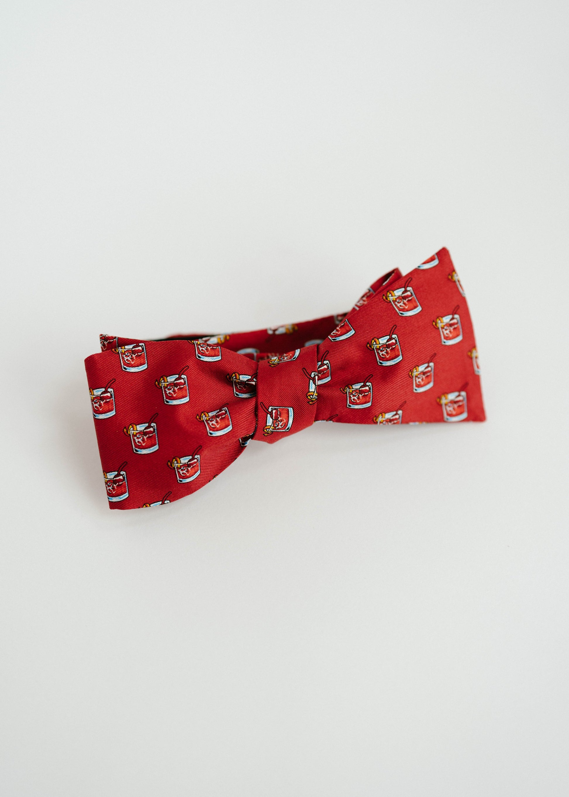 Old Fashioned Bowtie - Red